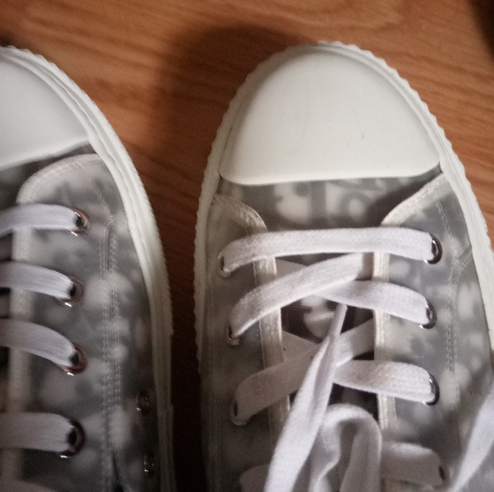 ****Dior mens 11 . Almost brand new , authentic but don't have box